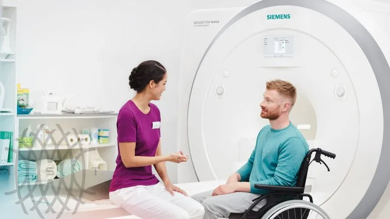 МРТ аппарат SIEMENS Magnetom Amira 1.5T